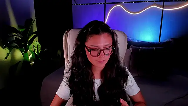 Gia Mazzon online show from 12, 2, 2026