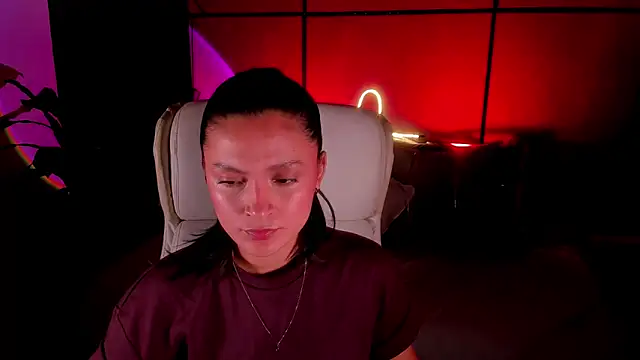 Gia Mazzon online show from 25, 2, 2026