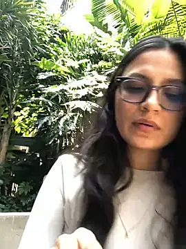 Gia Mazzon online show from 16, 3, 2026