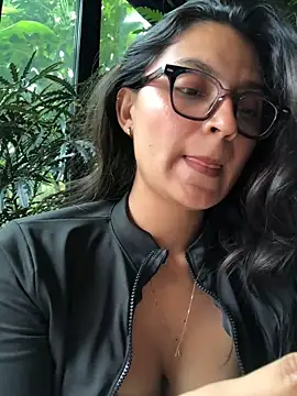 Gia Mazzon online show from 24, 3, 2026