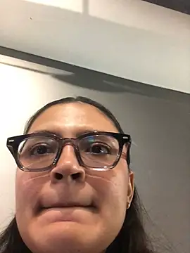 Snapshot of Gia_Mazzon chatting on 8, 5, 2026 Gia Mazzon online show from 8, 5, 2026