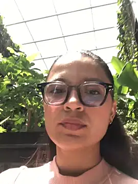 Gia Mazzon online show from 12, 3, 2026