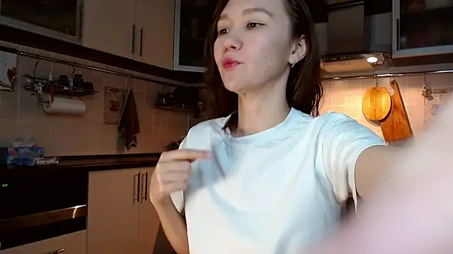 Snapshot of Kelly_Yon chatting on 13, 3, 2025 Kelly Yon online show from 13, 3, 2025