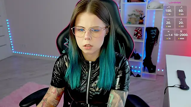 Snapshot of Latex_Kitty chatting on 24, 5, 2026 Latex Kitty online show from 24, 5, 2026