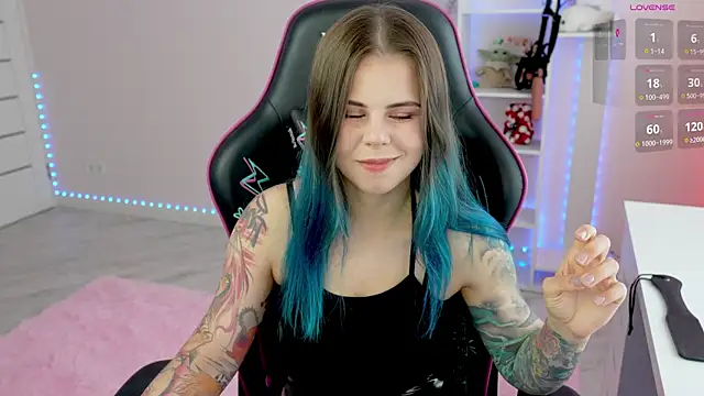 Latex Kitty online show from 1, 8, 2026