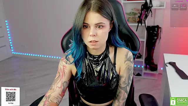 Latex Kitty online show from 15, 1, 2026