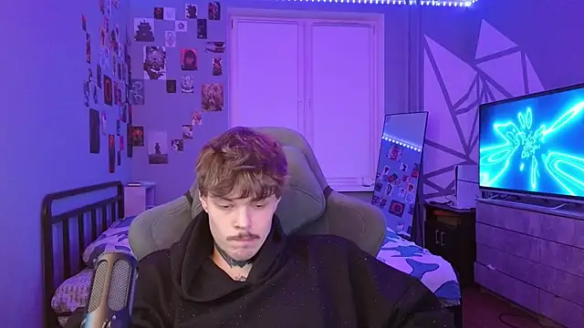 DENIS HERE online show from 6, 2, 2025