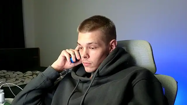DENIS HERE online show from 25, 5, 2026