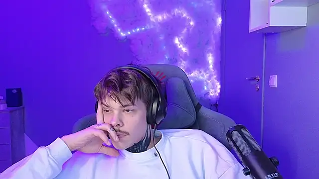 DENIS HERE online show from 24, 1, 2025