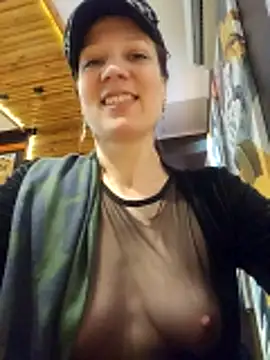 Exhibitionsplit online show from 14, 4, 2026