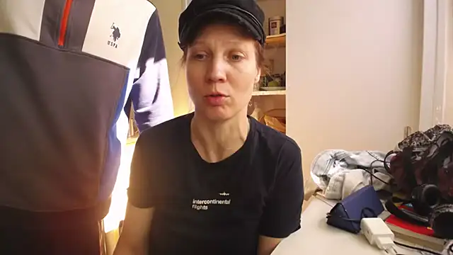 Exhibitionsplit online show from 24, 10, 2025