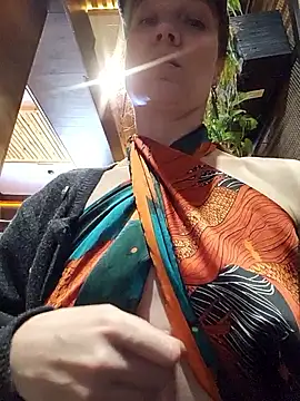 Exhibitionsplit online show from 22, 4, 2026