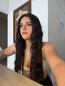 violet-333 online show from 10, 6, 2026