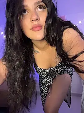 violet-333 online show from 14, 2, 2026