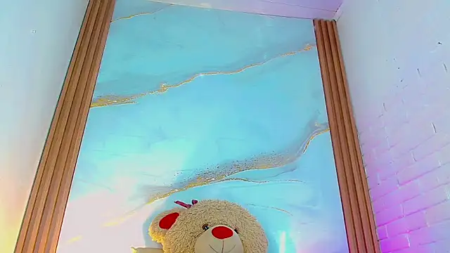 CoralineSweett online show from 14, 11, 2025