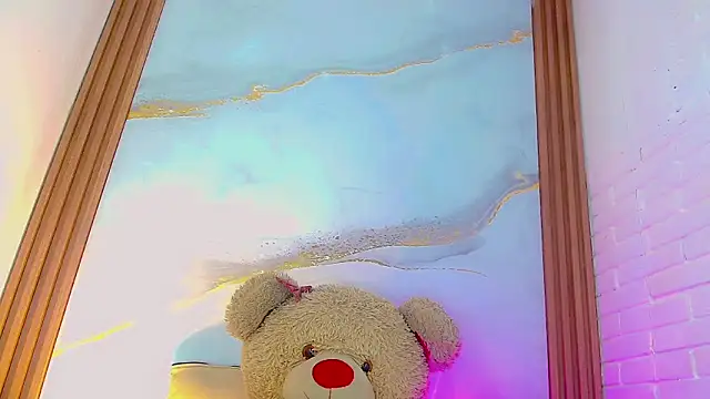 CoralineSweett online show from 17, 11, 2025