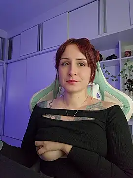 Snapshot of Ahrya_ chatting on 20, 7, 2026 Ahrya online show from 20, 7, 2026