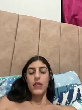 Snapshot of cristel_17 chatting on 30, 12, 2024 cristel 17 online show from 30, 12, 2024