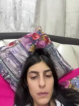 Snapshot of cristel_17 chatting on 17, 2, 2025 cristel 17 online show from 17, 2, 2025