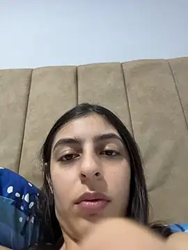 Snapshot of cristel_17 chatting on 2, 6, 2026 cristel 17 online show from 2, 6, 2026