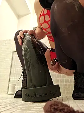 WhoreAnalsssxxx online show from 6, 3, 2025