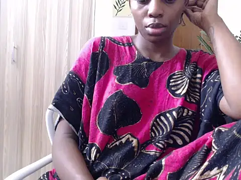 Snapshot of black___ghodess chatting on 4, 6, 2026 black ghodess online show from 4, 6, 2026