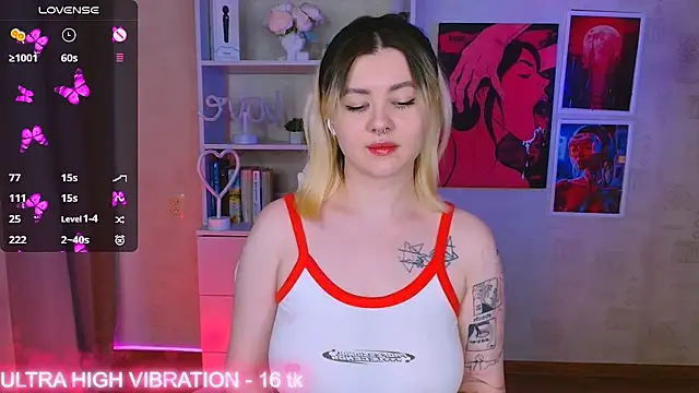 cutie mili online show from 18, 2, 2025