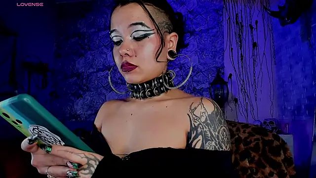 Snapshot of irregular_fetish_ chatting on 12, 2, 2025 irregular fetish online show from 12, 2, 2025