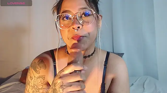 Ninatejeiros online show from 19, 7, 2026