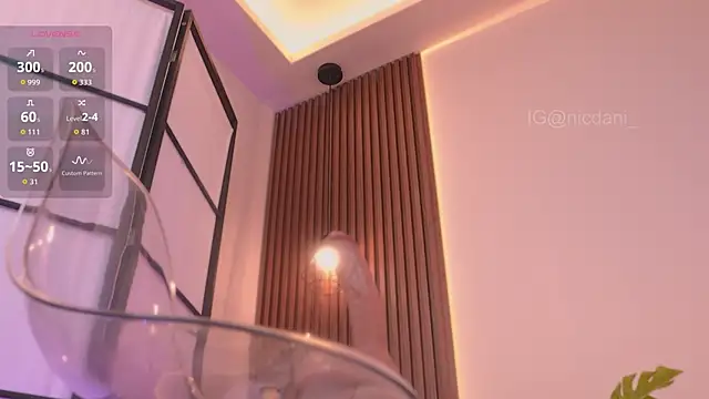 nicdani 1 online show from 14, 11, 2025