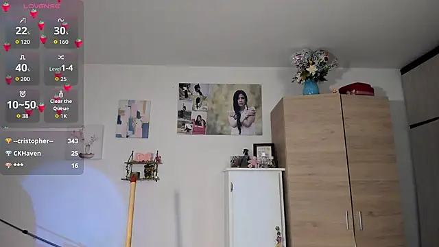 VeronikaOlsen online show from 11, 9, 2025