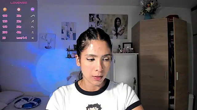 VeronikaOlsen online show from 26, 11, 2025