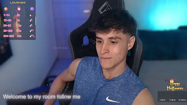 Snapshot of thomklein chatting on 5, 11, 2025 thomklein online show from 5, 11, 2025