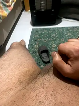 Snapshot of azginnn35 chatting on 23, 11, 2025 azginnn35 online show from 23, 11, 2025