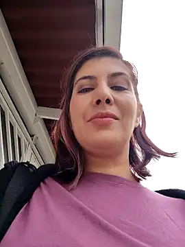 Snapshot of scarlett_moore chatting on 15, 11, 2025 scarlett moore online show from 15, 11, 2025