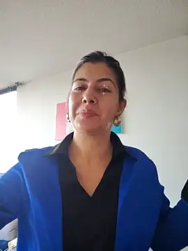 Snapshot of scarlett_moore chatting on 18, 10, 2025 scarlett moore online show from 18, 10, 2025