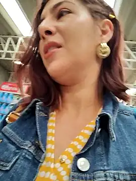 Snapshot of scarlett_moore chatting on 17, 11, 2025 scarlett moore online show from 17, 11, 2025