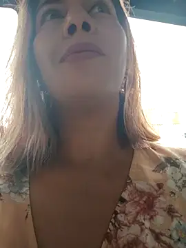 Snapshot of scarlett_moore chatting on 12, 10, 2025 scarlett moore online show from 12, 10, 2025