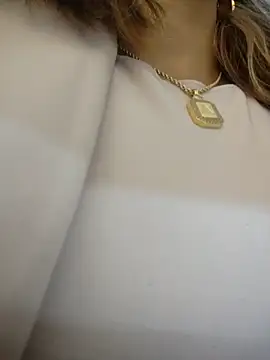 scarlett moore online show from 18, 4, 2026