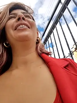 scarlett moore online show from 24, 9, 2025