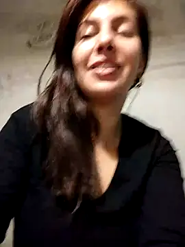 scarlett moore online show from 2, 3, 2025
