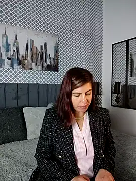 Snapshot of scarlett_moore chatting on 14, 11, 2025 scarlett moore online show from 14, 11, 2025