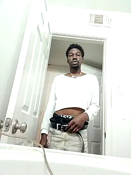 Snapshot of Atlantalitty chatting on 5, 11, 2025 Atlantalitty online show from 5, 11, 2025