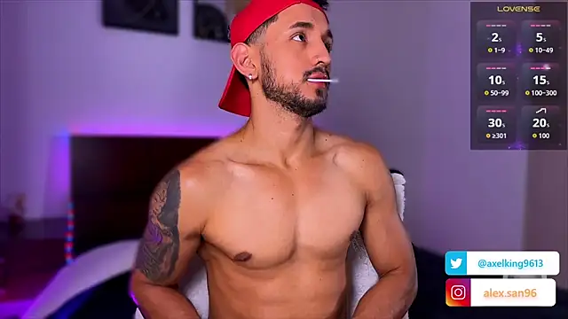 AxelKing1326 online show from 22, 10, 2025