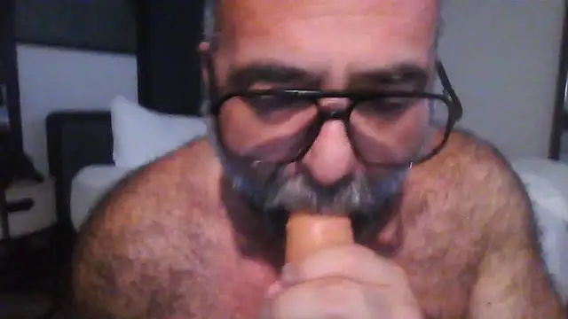 Snapshot of chainjulious chatting on 15, 5, 2026 chainjulious online show from 15, 5, 2026