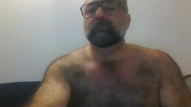 Snapshot of chainjulious chatting on 12, 5, 2026 chainjulious online show from 12, 5, 2026
