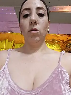 Snapshot of Mia_Novikov chatting on 18, 7, 2026 Mia Novikov online show from 18, 7, 2026