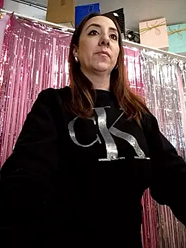 Mia Novikov online show from 3, 3, 2026