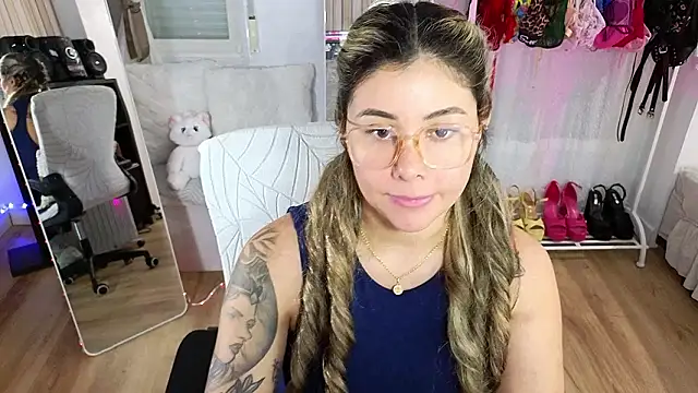 Tawny cox online show from 10, 2, 2026