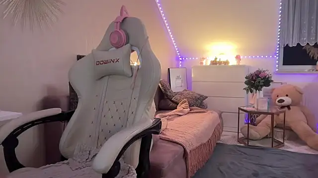 xxbabyxgiiirlxx online show from 3, 2, 2026